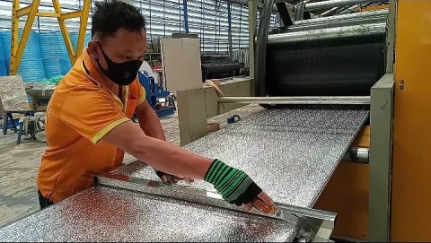 หลังคาเมทัลชีท ติด พียูโฟม